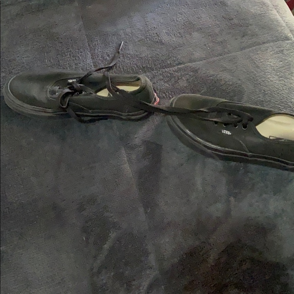 Vans - Picture 4 of 5